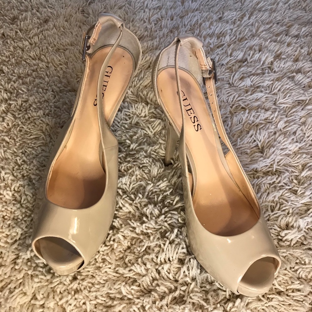 Guess Size Size 9.5 Shiny Beige/Nude 5 Inch Heels